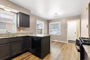 4306 N 72nd St, Milwaukee, WI 53216 - Photo 16