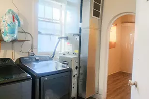 403 6th St, Racine, WI 53403 - Photo 18