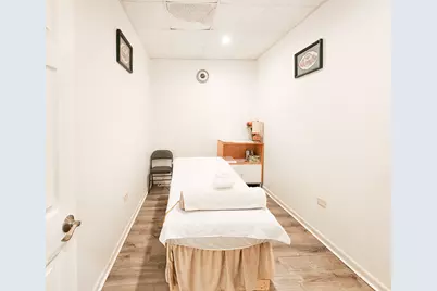 403  6th St, Racine, WI 53403 - Photo 8