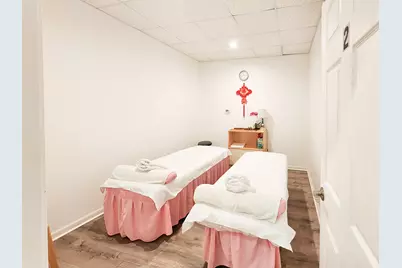 403  6th St, Racine, WI 53403 - Photo 6