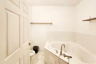 403 6th St, Racine, WI 53403 - Photo 14