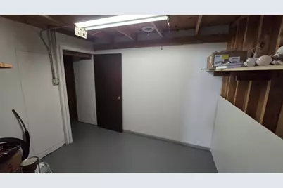 5408 W Electric Ave, West Allis, WI 53219 - Photo 12