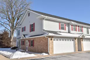 326 Kettle Moraine Dr, Slinger, WI 53086 - Photo 1