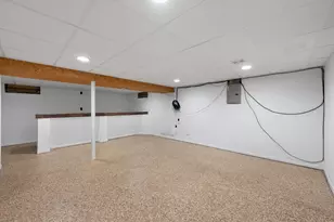 8100 W Green Tree Rd, Milwaukee, WI 53223 - Photo 18