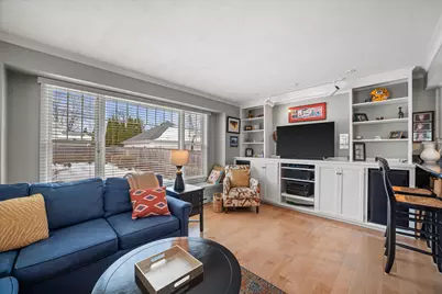 4917 N Bartlett Ave, Whitefish Bay, WI 53217 - Photo 18