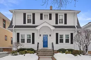 4917 N Bartlett Ave, Whitefish Bay, WI 53217 - Photo 1