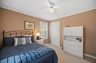 4917 N Bartlett Ave, Whitefish Bay, WI 53217 - Photo 36