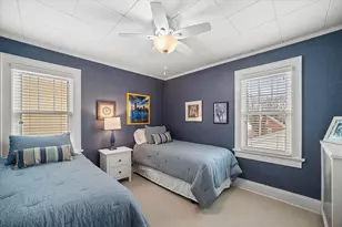 4917 N Bartlett Ave, Whitefish Bay, WI 53217 - Photo 32