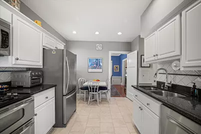 4917 N Bartlett Ave, Whitefish Bay, WI 53217 - Photo 10