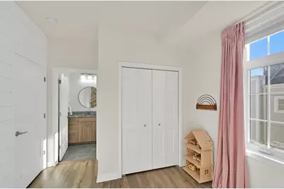 307 E Pier St, Port Washington, WI 53074 - Photo 22