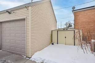 3370 S Howell Ave, Milwaukee, WI 53207 - Photo 38