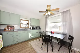 3370 S Howell Ave, Milwaukee, WI 53207 - Photo 20