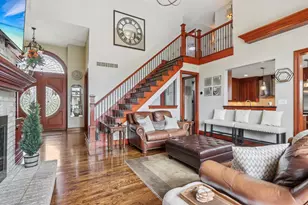 14165 Lindsay Dr, Brookfield, WI 53005 - Photo 6