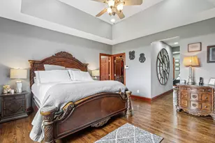 14165 Lindsay Dr, Brookfield, WI 53005 - Photo 14