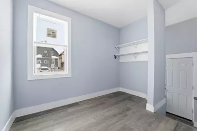 2354 S 16th St, Milwaukee, WI 53215 - Photo 10