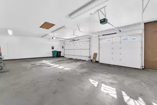 N65W15278 Blue Heron Dr, Menomonee Falls, WI 53051 - Photo 44