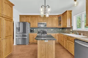 N65W15278 Blue Heron Dr, Menomonee Falls, WI 53051 - Photo 12