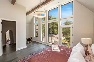 5589 N Danbury Rd, Whitefish Bay, WI 53217 - Photo 10