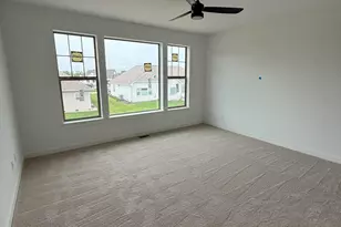 3232 Bergamot Dr, Racine, WI 53406 - Photo 8