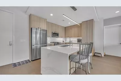 324 N Lake St #306, Port Washington, WI 53074 - Photo 4