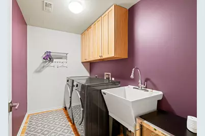 1924 N Booth St, Milwaukee, WI 53212 - Photo 30