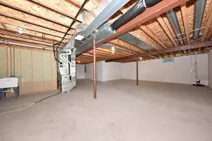 1687 Nature Trail, Hartford, WI 53027 - Photo 16