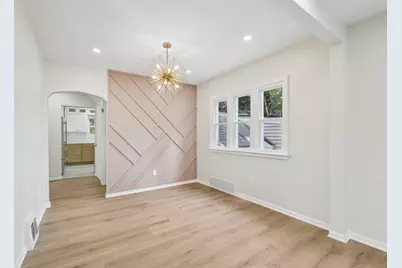 536 N 116th St, Wauwatosa, WI 53226 - Photo 6