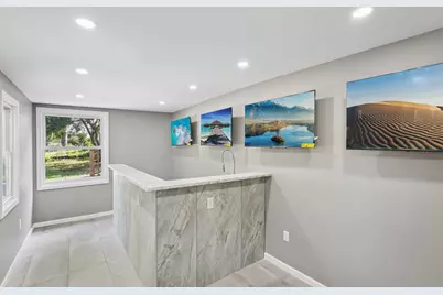 536 N 116th St, Wauwatosa, WI 53226 - Photo 18