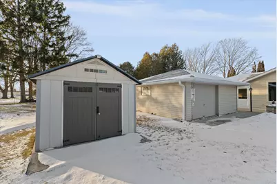 5923  Sunny Ln, Cedarburg, WI 53024 - Photo 34