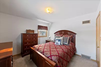 5923  Sunny Ln, Cedarburg, WI 53024 - Photo 20