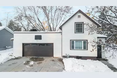 424  Fremont St, Plymouth, WI 53073 - Photo 2