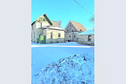 210 N 8th St, Watertown, WI 53094 - Photo 4