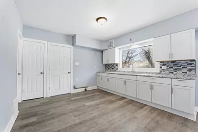 2875 N 50th St #2877, Milwaukee, WI 53210 - Photo 6