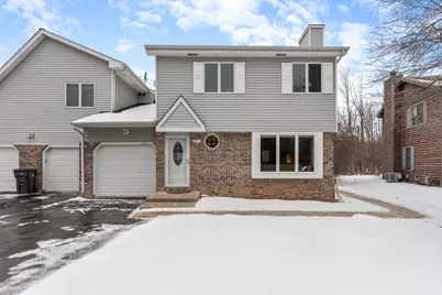 627 N Dries St, Saukville, WI 53080 - Photo 2