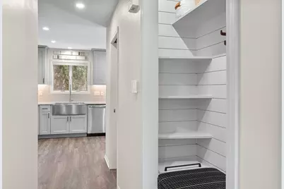 627 N Dries St, Saukville, WI 53080 - Photo 4