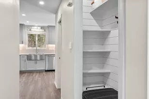 627 N Dries St, Saukville, WI 53080 - Photo 4