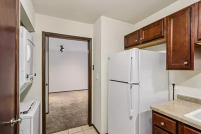 5200 S Tuckaway Blvd #107A, Greenfield, WI 53221 - Photo 14