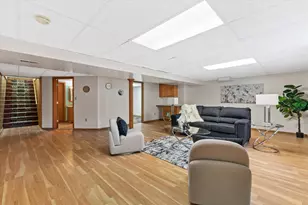 7170 S Countryside Dr, Franklin, WI 53132 - Photo 38