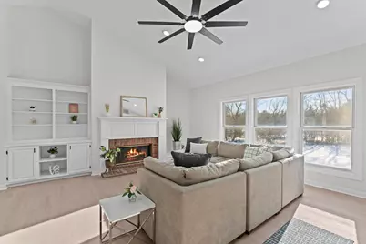 573  Kettle Rdg, Richfield, WI 53017 - Photo 4