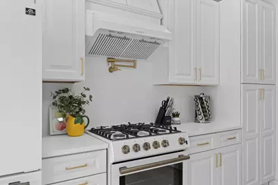 573  Kettle Rdg, Richfield, WI 53017 - Photo 10