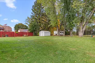 300 W Main St, Newburg, WI 53090 - Photo 24