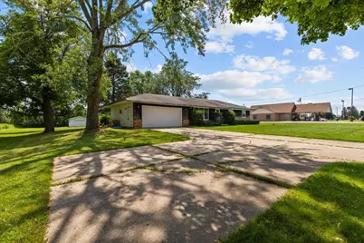 N168W21873  Main St, Jackson, WI 53037 - Photo 6