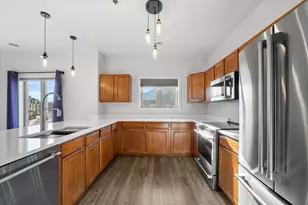 1500 Gabriel Dr, Waukesha, WI 53188 - Photo 4