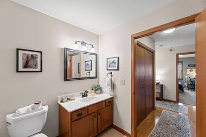 952  Oconomowoc Pkwy, Oconomowoc, WI 53066 - Photo 24