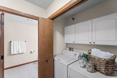 952  Oconomowoc Pkwy, Oconomowoc, WI 53066 - Photo 26