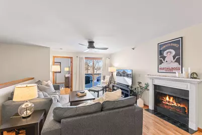 952  Oconomowoc Pkwy, Oconomowoc, WI 53066 - Photo 4