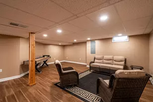 W136N8741 Esquire Rd, Menomonee Falls, WI 53051 - Photo 28