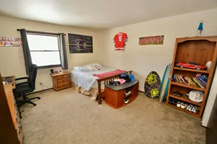 716 St Johns Dr, Delafield, WI 53018 - Photo 34