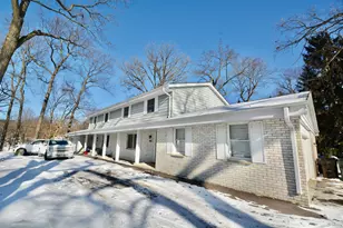 716 St Johns Dr, Delafield, WI 53018 - Photo 42