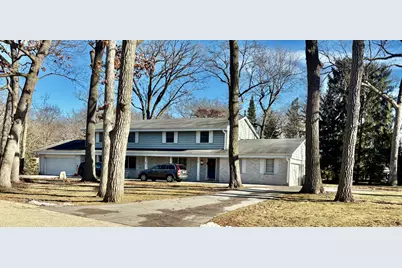 716  St. Johns Dr #718, Delafield, WI 53018 - Photo 1